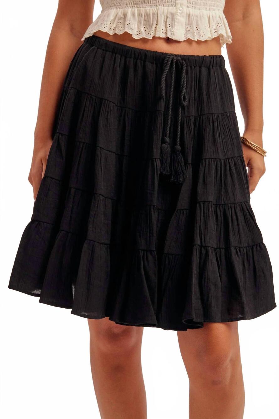 NEW HEM & THREAD tiered mini skirt in black